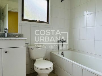 Cómoda casa en condominio de Mantagua