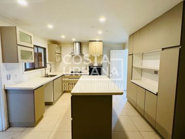 Cómoda casa en condominio de Mantagua