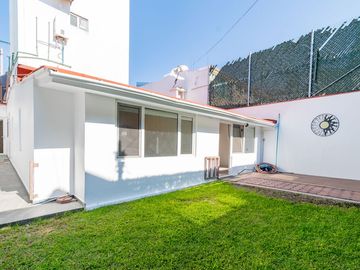 Casa en Cerrada de Un Solo Piso Ciudad Satélite