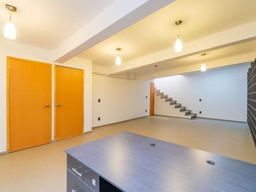 Casa en Cerrada de Un Solo Piso Ciudad Satélite