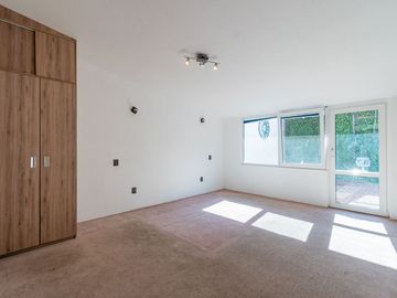 Casa en Cerrada de Un Solo Piso Ciudad Satélite