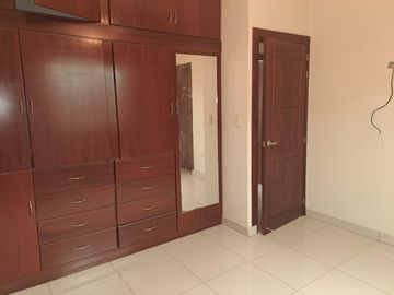 VENTA CASA MUCHO LOTE I CONJUNTO CERRADO (DB)
