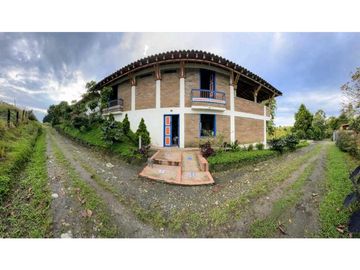 Se Vende Finca De Agroturismo En Filandia Quindio