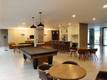 Apartamento para Venta en Envigado Alto las Palmas