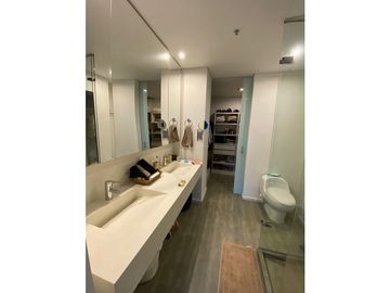 Apartamento para Venta en Envigado Alto las Palmas