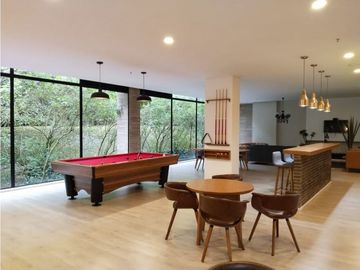 Apartamento para Venta en Envigado Alto las Palmas