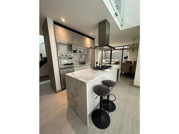 Vendemos hermosa casa en Chía !!!