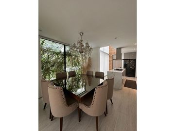 Vendemos hermosa casa en Chía !!!
