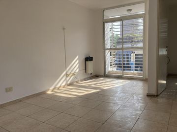 Departamento - Luis Agote