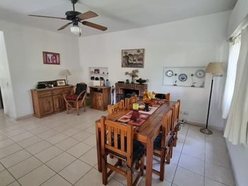 VENTA CHALET BARRIO PARQUE MATHEU
