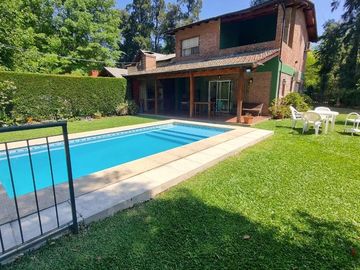 VENTA CHALET BARRIO PARQUE MATHEU