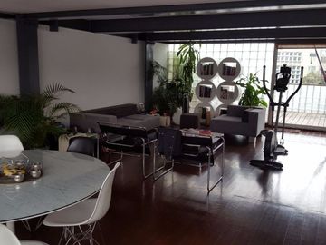 Penthouse en Colonia Roma de 2 recamaras.
