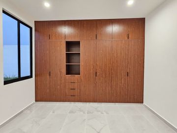 RESIDENCIA DE 4 RECÁMARAS AL NORTE DE VILLA DE ÁLVAREZ