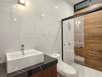 RESIDENCIA DE 4 RECÁMARAS AL NORTE DE VILLA DE ÁLVAREZ