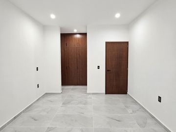 RESIDENCIA DE 4 RECÁMARAS AL NORTE DE VILLA DE ÁLVAREZ