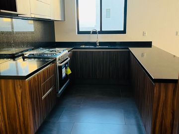 Venta de casa en Cumbres del Lago Juriquilla