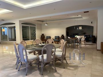Residencia en Venta en Puerta de Hierro