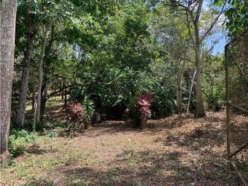 SE VENDE FINCA EN CERMEÑO