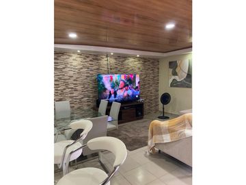 SE VENDE HERMOSA CASA EN PRADERAS DEL CAMPO CHORRERA