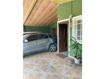 SE VENDE HERMOSA CASA EN PRADERAS DEL CAMPO CHORRERA