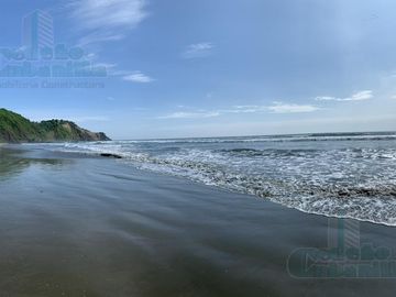 VENTA DE LOTE FRENTE AL MAR Y CARRETERO PUERTO RICO SECTOR AYAMPE