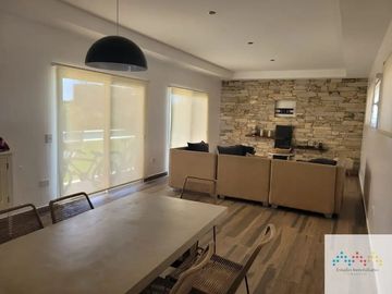 Casa en venta en Canning