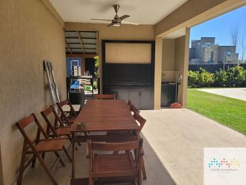 Casa en venta en Canning