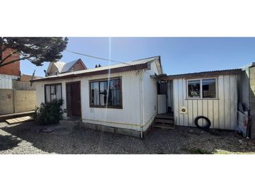 PROPIEDAD CON DOS CASAS EN PUNTA ARENAS
