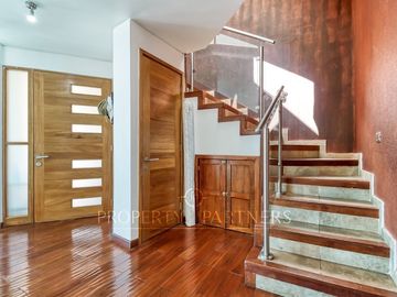 Casa de 6 dormitorios en venta en Jardines del sur