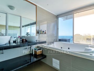 Casa de 6 dormitorios en venta en Jardines del sur