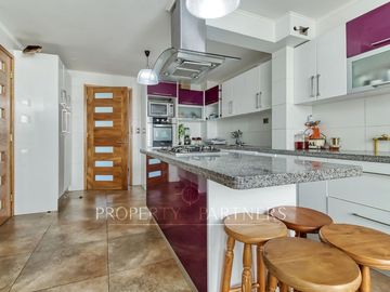 Casa de 6 dormitorios en venta en Jardines del sur