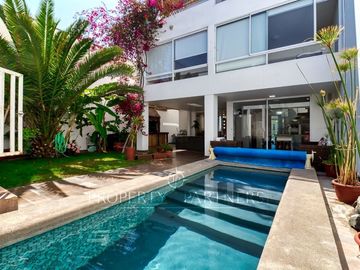 Casa de 6 dormitorios en venta en Jardines del sur