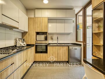 Exclusivo departamento N/O en primer piso con jardín y piscina, Hermanos Cabot