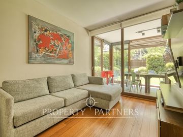 Exclusivo departamento N/O en primer piso con jardín y piscina, Hermanos Cabot