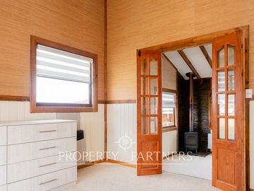 Gran terreno con hermosa casa en KM 9 1/2 Norte