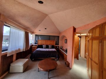 CASA EN VENTA  ESTILO MEXICANO EN CAMPESTRE MORILLOTLA! A UN MIN DE PERIFÉRICO!