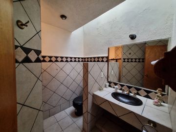 CASA EN VENTA  ESTILO MEXICANO EN CAMPESTRE MORILLOTLA! A UN MIN DE PERIFÉRICO!