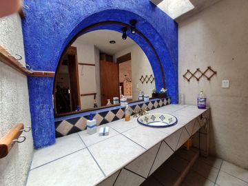 CASA EN VENTA  ESTILO MEXICANO EN CAMPESTRE MORILLOTLA! A UN MIN DE PERIFÉRICO!