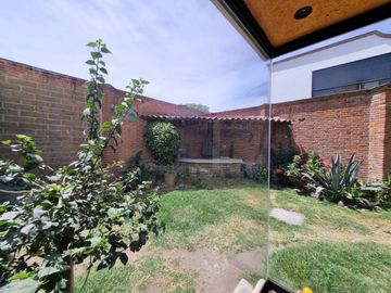 CASA EN VENTA  ESTILO MEXICANO EN CAMPESTRE MORILLOTLA! A UN MIN DE PERIFÉRICO!