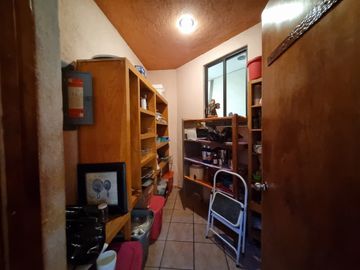 CASA EN VENTA  ESTILO MEXICANO EN CAMPESTRE MORILLOTLA! A UN MIN DE PERIFÉRICO!