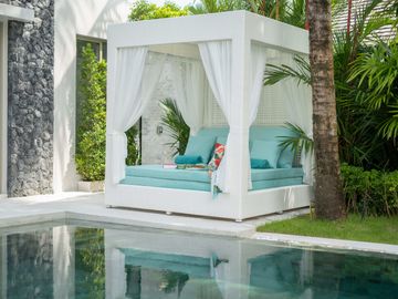 5 Bedroom Luxury Pool Villa for Sale