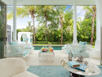 5 Bedroom Luxury Pool Villa for Sale