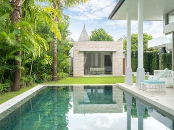 5 Bedroom Luxury Pool Villa for Sale