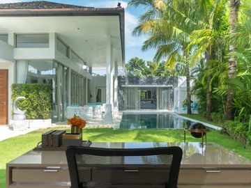 5 Bedroom Luxury Pool Villa for Sale
