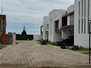 Casa en venta cholula con Jardin, Zona San Andres