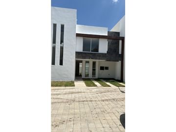 Casa en venta cholula con Jardin, Zona San Andres