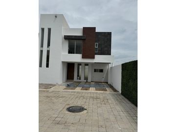 Casa en venta cholula con Jardin, Zona San Andres