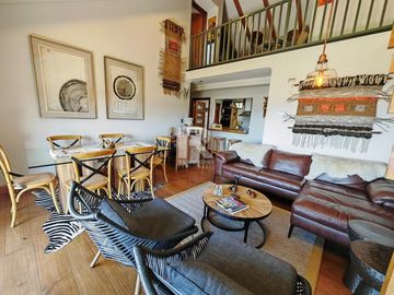 ESPECTACULAR DEPARTAMENTO DUPLEX CON VISTAS LAGO Y VOLCANES