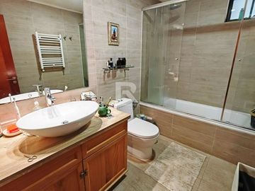 ESPECTACULAR DEPARTAMENTO DUPLEX CON VISTAS LAGO Y VOLCANES