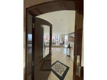 VENTA DE PENTHOUSE DUPLEX EN BUEN SECTOR DE LA CIUDAD